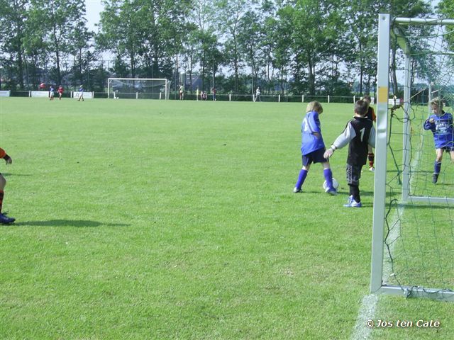 voetbaltoernooi edward roozendaal 042